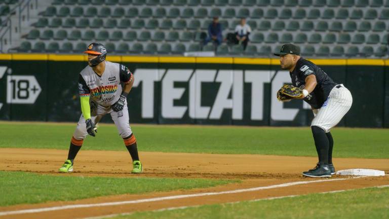 Cordero y Tomás.