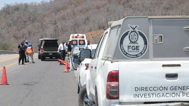 El reporte del hallazgo se registró a las 10:00 horas y señalaba una de las rampas del Distribuidor Vial de la avenida Múnich y el Libramiento Mazatlán.