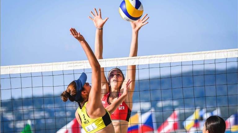 Las sinaloenses Abril Flores y Ximena Ramírez culminaron en el lugar 24 en el torneo.