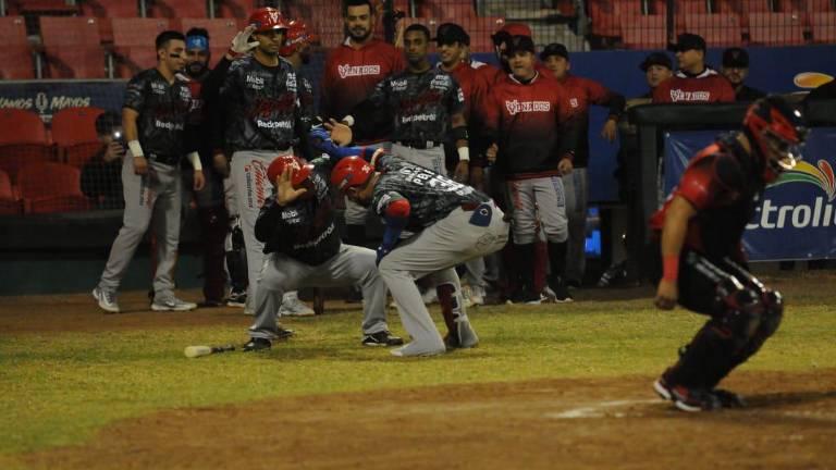 Venados regresa el golpe a la tribu.