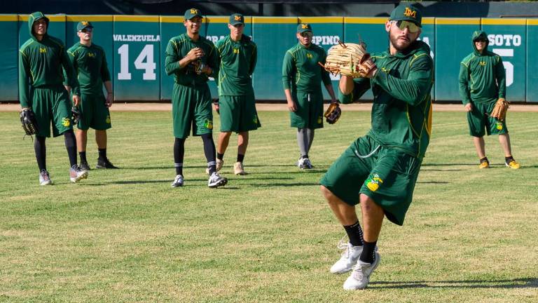 Cañeros de Los Mochis sigue entrenando duro.