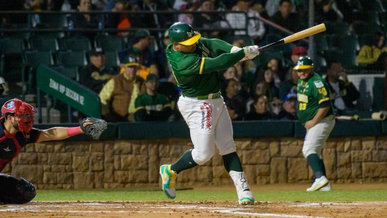 Yasmany Tomás bateó jonrón.