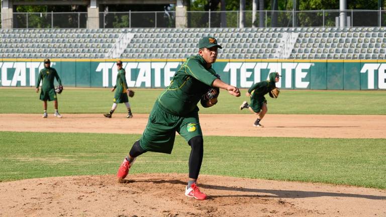 Ricardo Hernández en el entrenamiento de Cañeros.