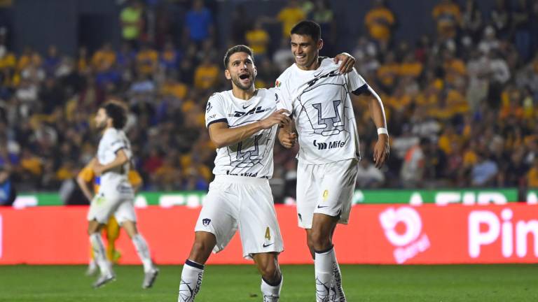 Guillermo Martínez marca doblete.