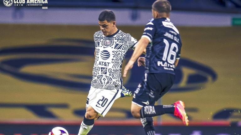 El América sigue con paso imbatible en el Azteca.