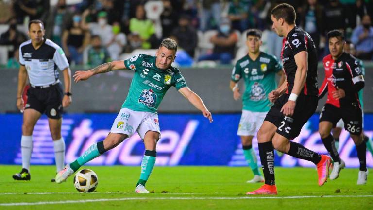 León saca ventaja en su casa.