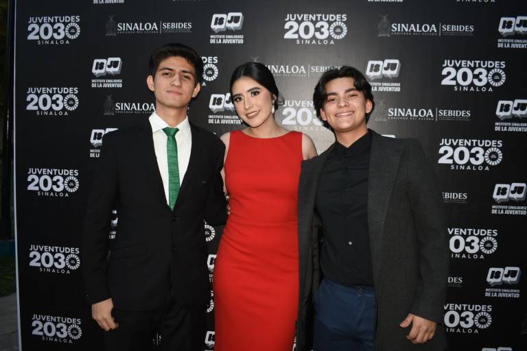 Premia el ISJU a destacados jóvenes activistas