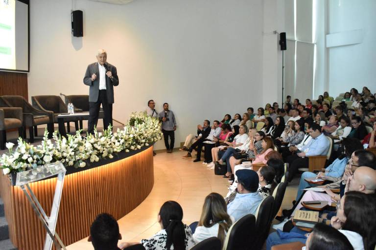 Participan en el Segundo Congreso Internacional de Desarrollo Humano