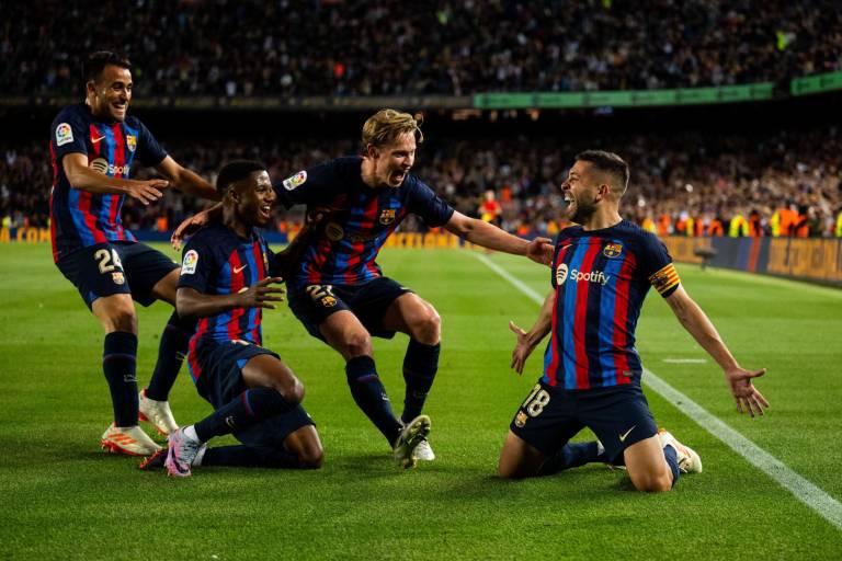 Barcelona prácticamente amarra la liga con triunfo sobre Osasuna