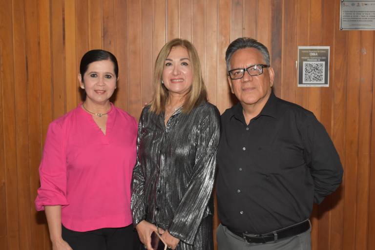 Aplauden al talento sinaloense en el homenaje a Céline Dion