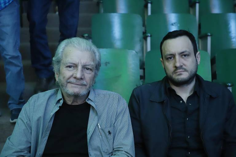 Acompañan a Enrique Riveros en su primer informe al frente de la AARC