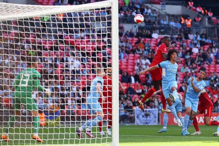 Liverpool doblega al Manchester City y se instala en la final de la FA Cup