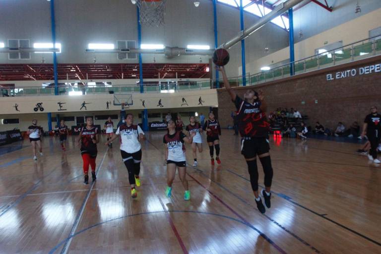 Ademeba observa avances en el baloncesto de Sinaloa