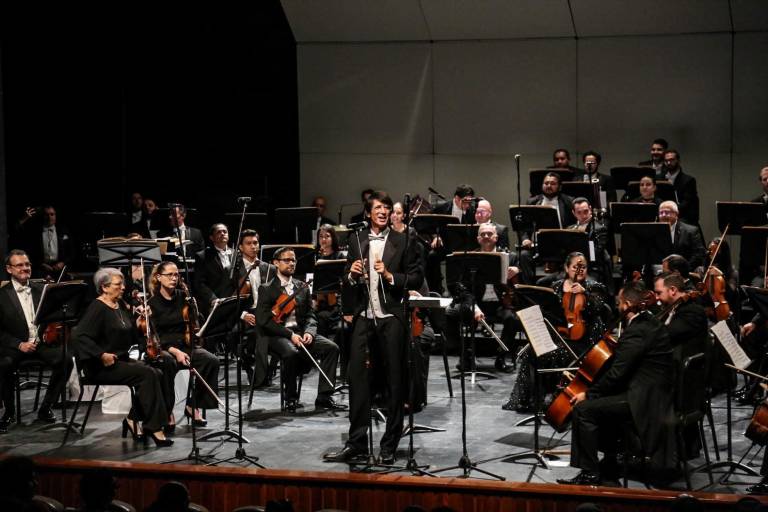 Aplauden a la OSSLA con suites de Grieg y Shostakovich