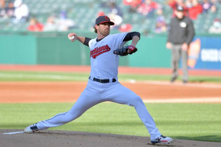 Shane Bieber entra a la lista de lesionados de Cleveland
