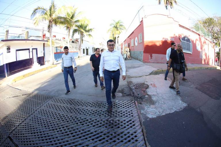 Rehabilitan colector Roosevelt; tubería de más de 50 años de antigüedad en Mazatlán