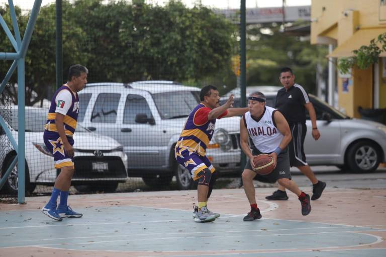 Vector ‘A’ es el campeón del Maxibasquet 50 Años y Menores, en Mazatlán