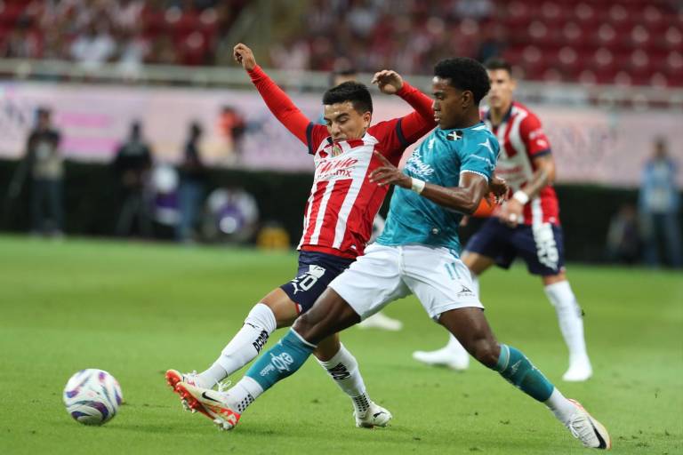 Mazatlán FC podría perder los tres puntos ante Chivas en la mesa