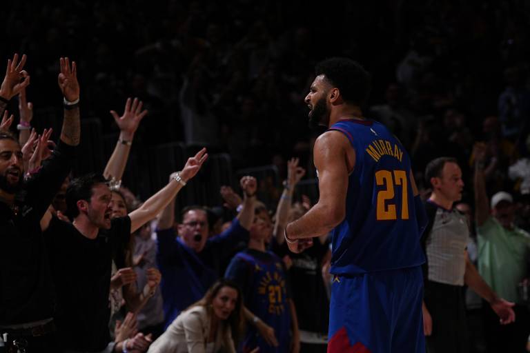 Nuggets arranca las semifinales del Oeste con victoria sobre Suns