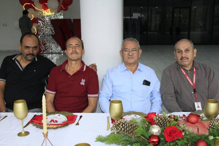 Celebran colaboradores de Datemex un 2023 pleno de festejos