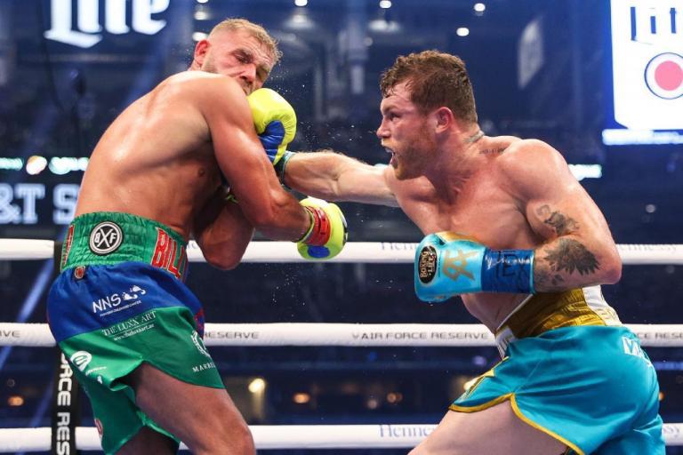 $!Canelo Álvarez y Eddy Reynoso ganan la triple corona