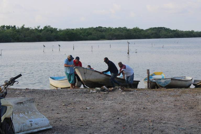 Piden compromiso formal para que sistemas lagunarios del sur de Sinaloa reciban aguas de presas
