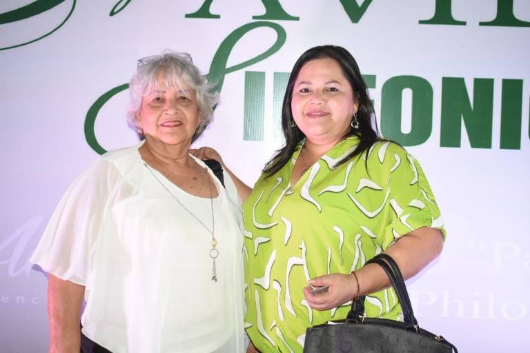 Viven sinaloenses inolvidable noche de paz y amor con Navidad Sinfónico