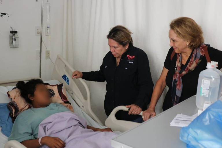 DIF brinda atención a menor lesionada en accidente en Escuinapa