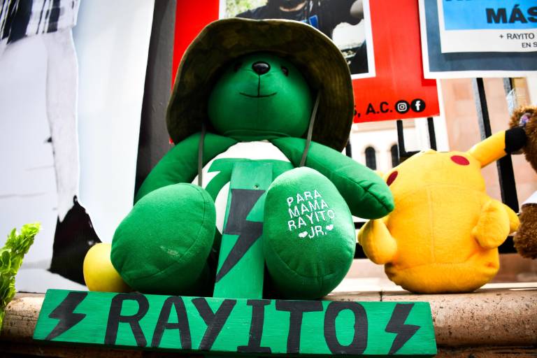 ‘Ya sé dónde ir a llevarle flores y platicar con él’: Reyna recuerda a su hijo ‘Rayito’