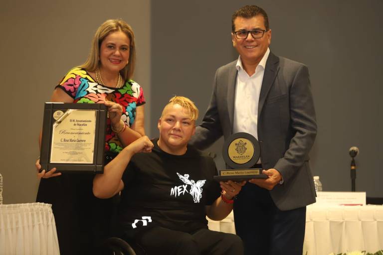 Reconoce Ayuntamiento de Mazatlán a para atleta olímpica Rosa María Guerrero