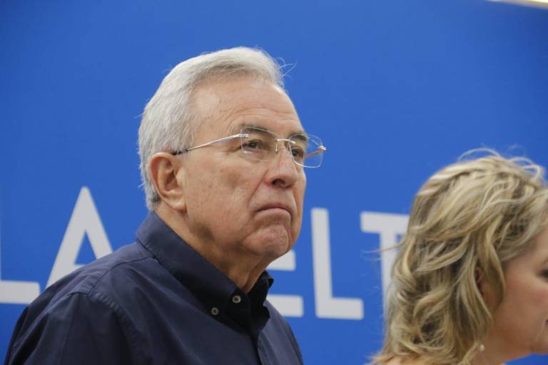 Marchen, pero no defiendan la corrupción, responde Rocha Moya a movilización de la UAS