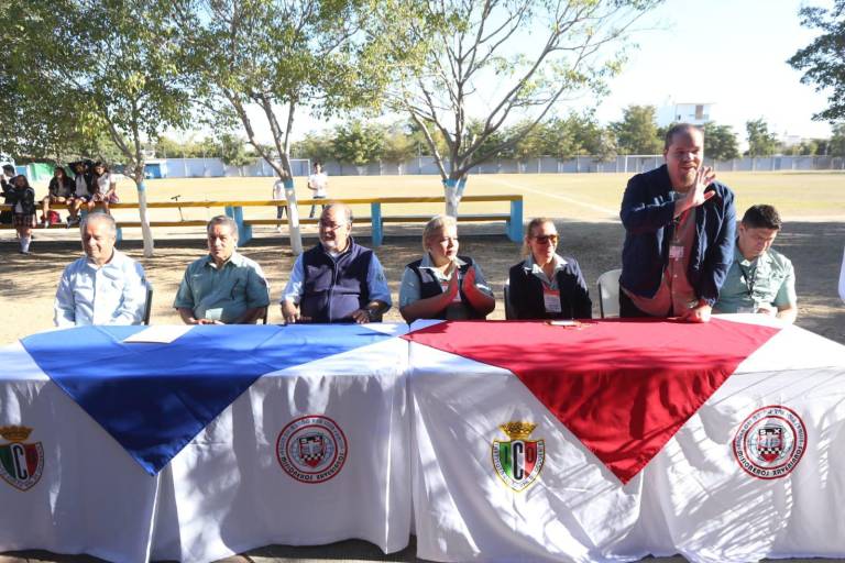 Alumnos del ICO participan en la Feria de las Ciencias