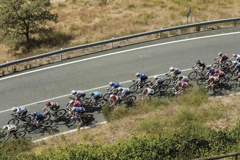 Isaac del Toro sube un peldaño en La Vuelta a España