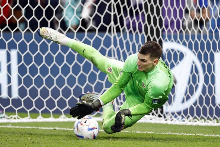 Croacia muestra su experiencia para vencer a Japón y meterse a cuartos de final