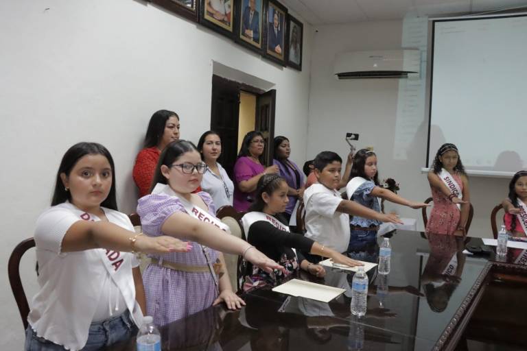 Rinde protesta el Cabildo Infantil de Rosario