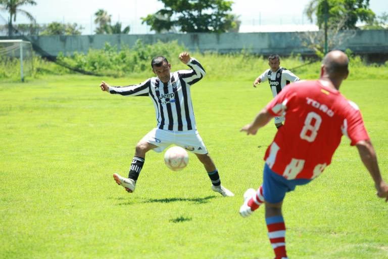 Es Marinos Klein campeón de la Golden Máster, en Club Muralla