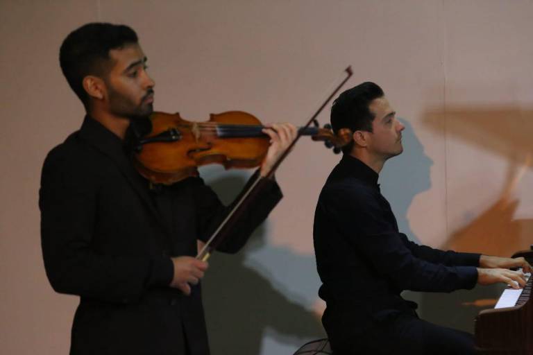 Brindan momentos sublimes con el concierto ‘Cornísimo’