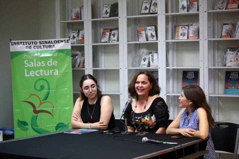 Comparte Georgina Martínez la magia de ‘El rayo verde de Olas Altas’