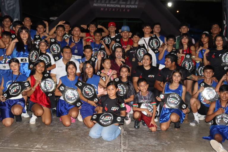 Cierra el Torneo de Boxeo ‘Zurdo’ Ramírez con poder mazatleco, en el Info Playas