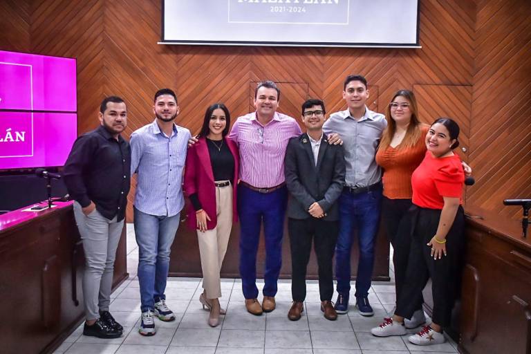 Presenta a Cabildo juvenil el presupuesto de egresos 2024