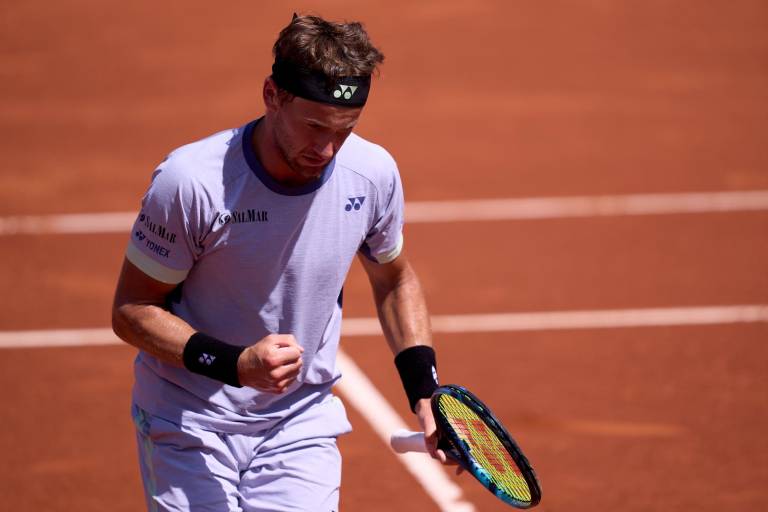 Casper Ruud debuta en Barcelona con una cómoda victoria ante Alexandre Muller