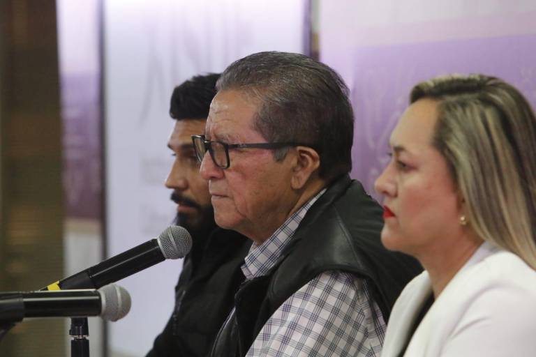 En Sinaloa hay escuelas que no tienen luz por adeudos a CFE, Gobierno de Sinaloa atiende el caso: Feliciano Castro