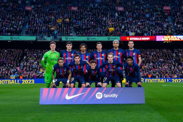 UEFA abre investigación a Barcelona por pagos a ex árbitro