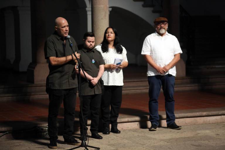 Muestra Lenin Márquez a sus ‘Guardianes’ en el Masin
