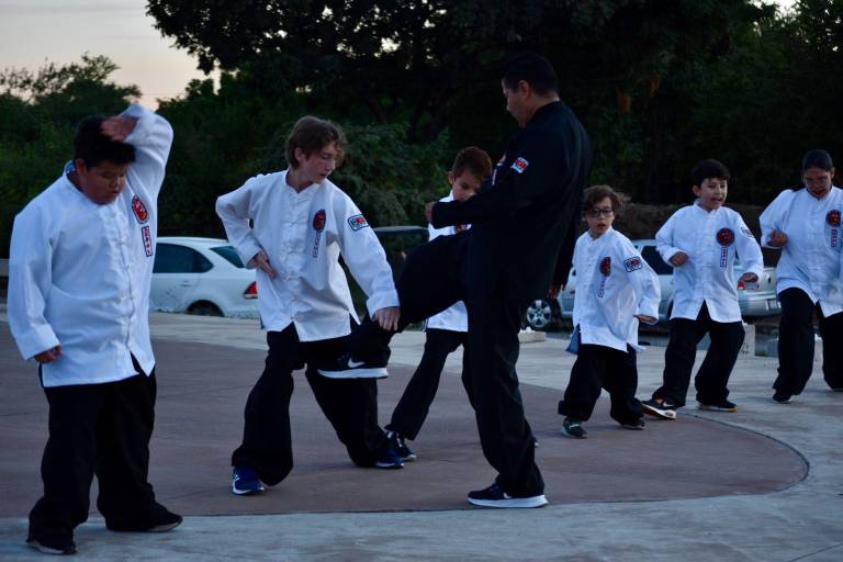 ¡Ya son cinta blanca, en kung fu!