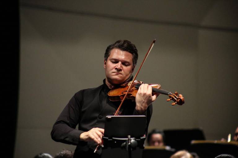 Vuelve Alexandre Da Costa con la OSSLA en un Homenaje a Tchaikovsky