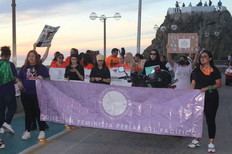 Autoridades y protocolos para proteger a mujeres son insuficientes: feministas