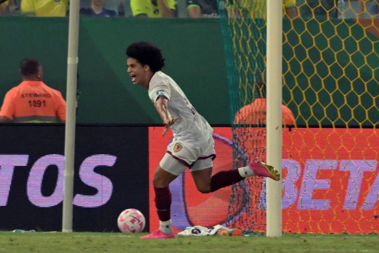 Eduard Bello, del Mazatlán FC, le anota golazo a Brasil (VIDEO)