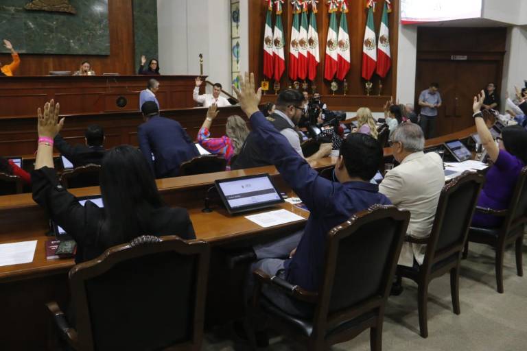 Avalan diputados de Sinaloa reformas para que el Gobierno retome control de vías férreas para servicio de pasaje