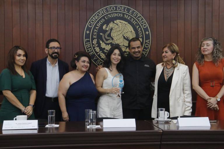 Reconocen con el Premio al Mérito Restaurantero al gremio en Culiacán